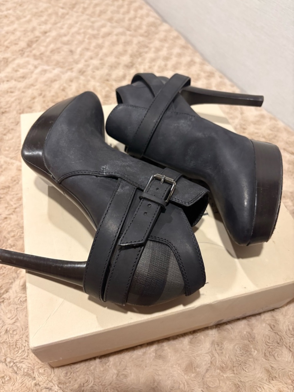 Burberry Charcoal Grey High-Heel Ankle Boots with Wrap Strap - Picture 4 of 5